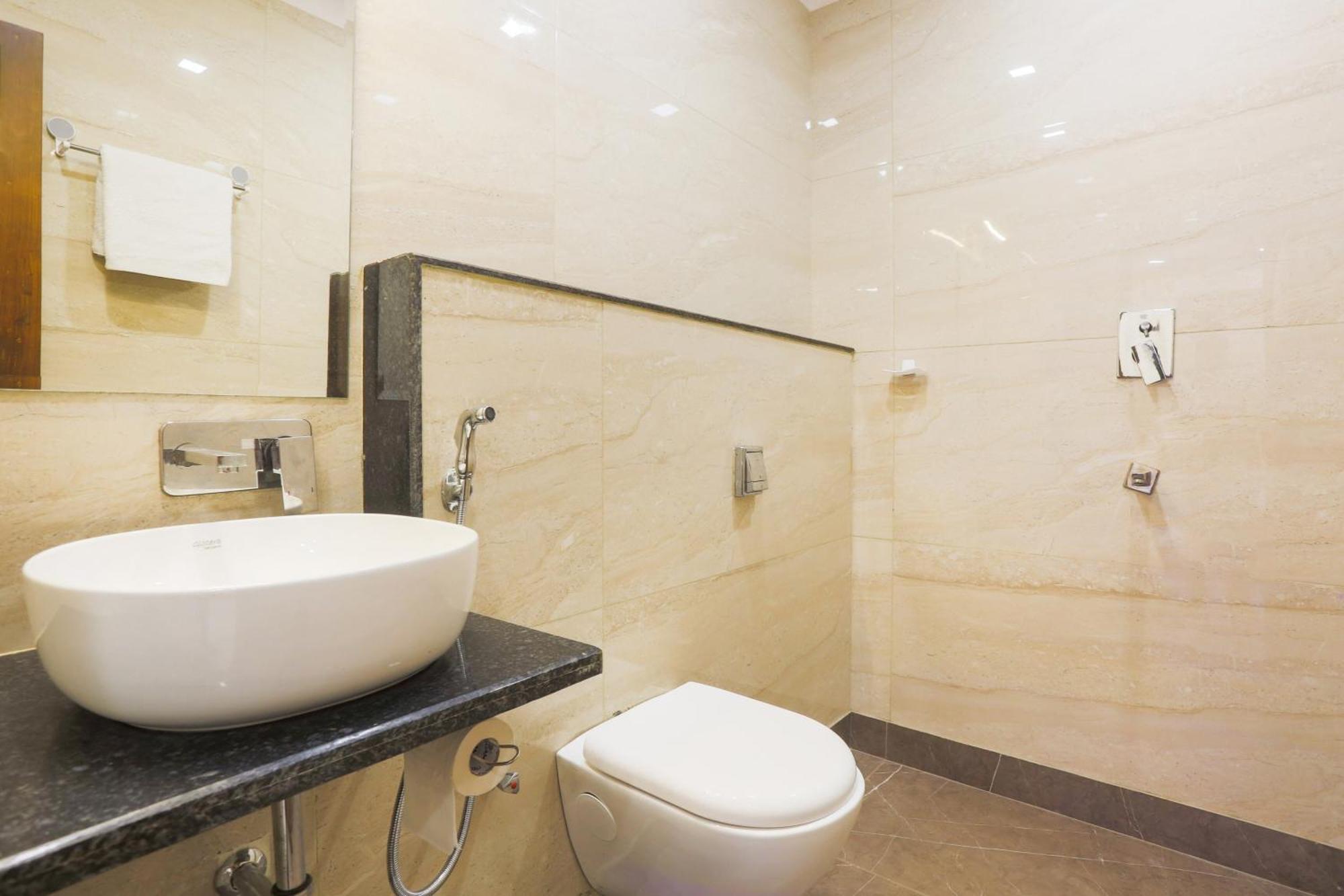 מלון דלהי Super Townhouse Vikaspuri מראה חיצוני תמונה